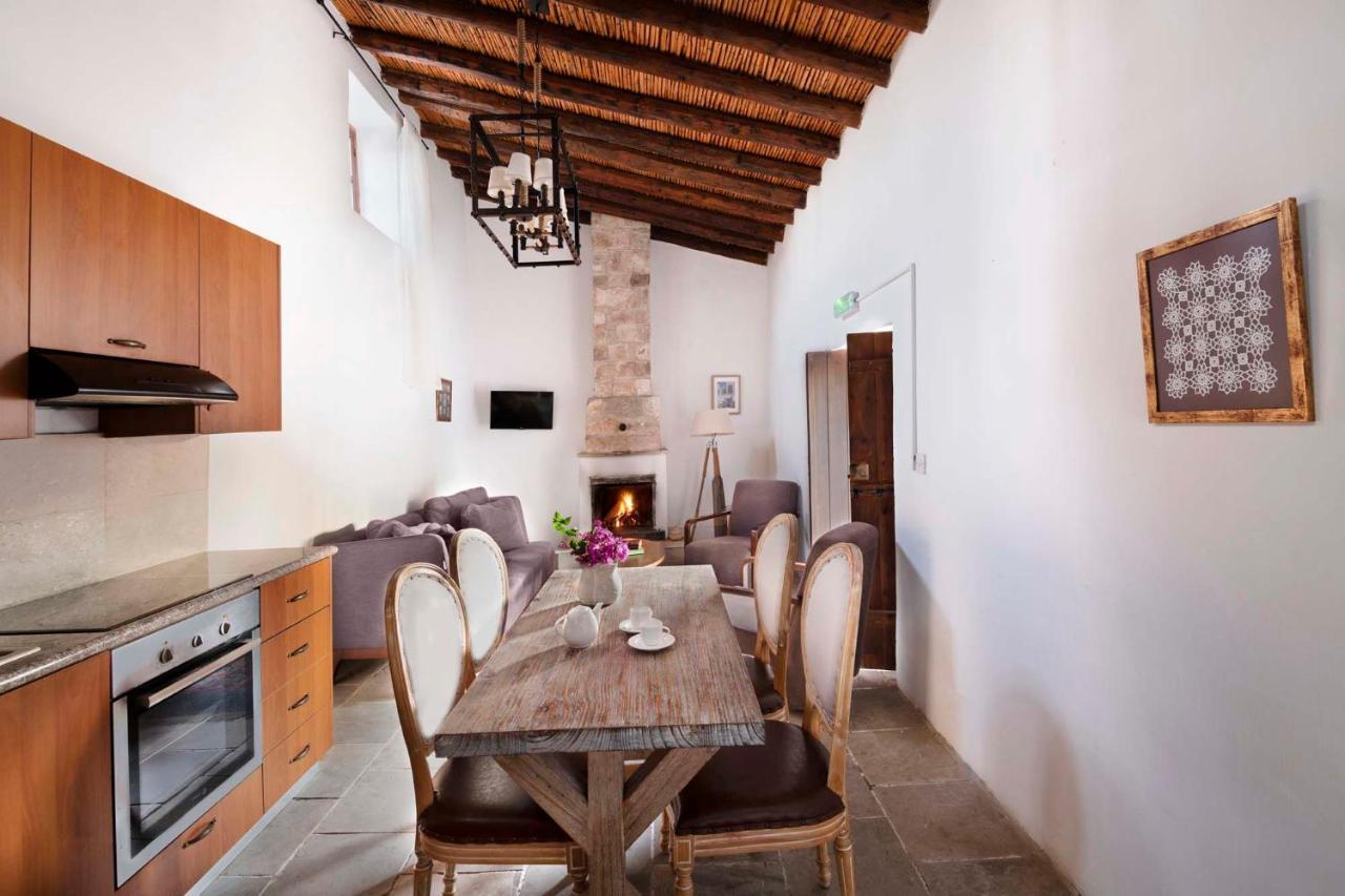 Meleni Cottage Houses Parekklisia Bagian luar foto